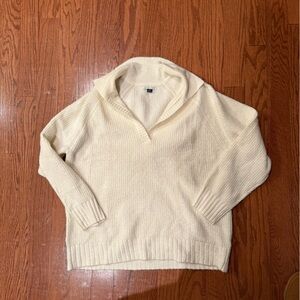 American eagle oversized v neck sweater
